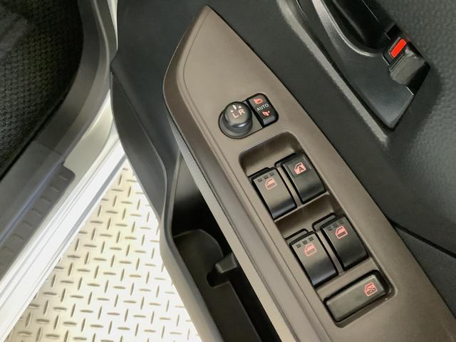 �y�܂��͍݌Ɋm�F���z�����������d�b�������������̂ɁA�^�b�`�̍��Łu�����܂���I��������Ă��܂��܂����I�v�Ƃ����������Ă����������Ƃ����т��ь�����܂��B�������̍ۂ͂P���P�b�ł��������A���������I