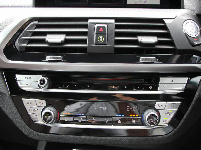 �f�ڈȊO�̉摜�����X�g�o�ɂđ������J���ł��I�����X��������ł����S���čw�����Ă���������悤�ו��܂Ōf�ڂ��Ă���܂��B���X�Ȃ�ł̗͂ǎ��Ȓ��ÎԂ݂̂�̔����Ă���܂��B