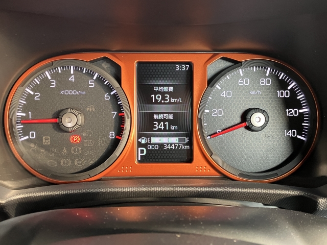 �y�����z���[�^�[���ӂ̃f�U�C�����ƂĂ������������ł��ˁ�