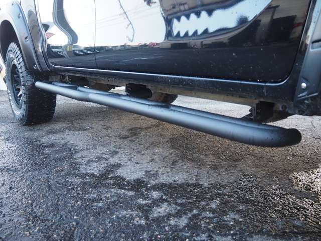 �f���@�f�������T�C�h�X�e�b�v�����I�O����