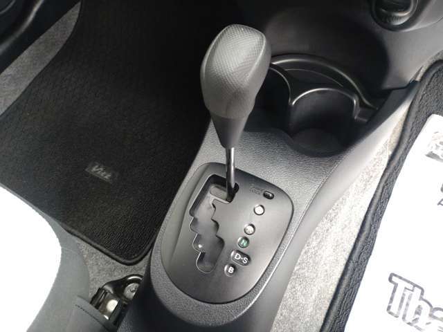 �I�[�g�o�b�N�X�ł͂��N���}���w������J�[