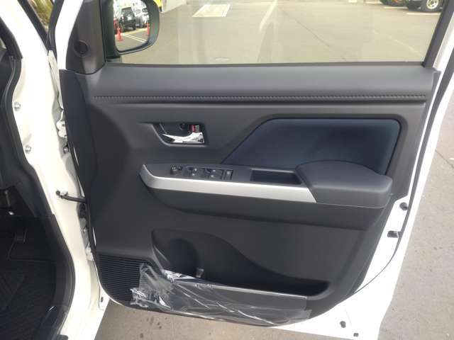 �S���̃I�[�N�V������ꂩ�炱�����̂���