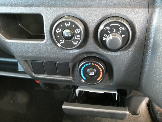 �_�C�������̃G�A�R���ł��B�G�A�R���̌�������育�����܂���