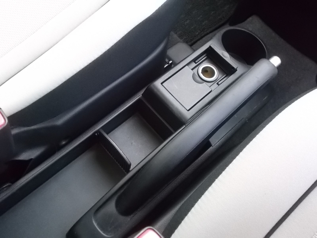 �f�ډӏ��ȊO�ɋC�ɂȂ�ӏ����������܂�����A���C�y�ɂ��₢���킹���������B