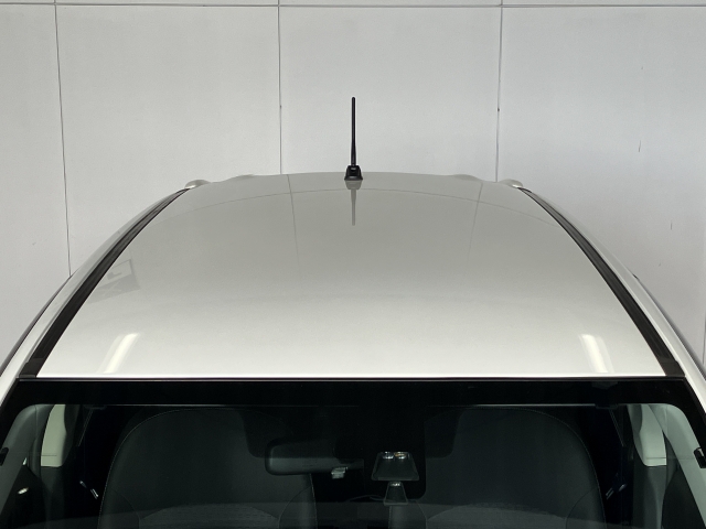 �y���S�����z�I���b�N�X�F�蒆�ÎԂ́A�[�ԑO�_�����Ɂ@�G���W���I�C���E�I�C���G�������g�E���C�p�[�S���E�G�A�R���t�B���^�[�𖳏����Ō������Ă��[�Ԃ������܂��I�I