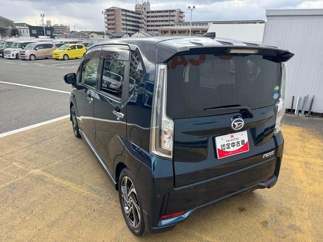 �����h�A�E�����N�H�[�^�[�E�o�b�N�h�A�E�B���h�E�ɃX���[�N�h�K���X���̗p