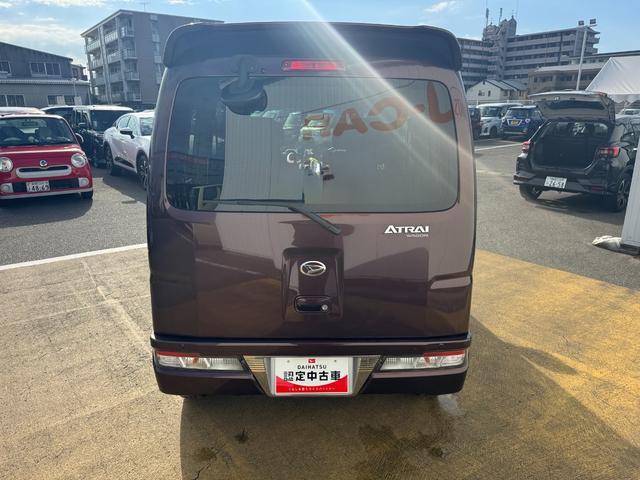 �ԗ��̏ڍׂ��Ԃɕt���܂��Ă̓X�^�b�t�܂ł��C�y�ɂ��₢���킹���������B