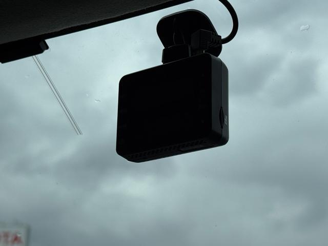 �ԗ��̏ڍׂ��Ԃɕt���܂��Ă̓X�^�b�t�܂ł��C�y�ɂ��₢���킹���������B