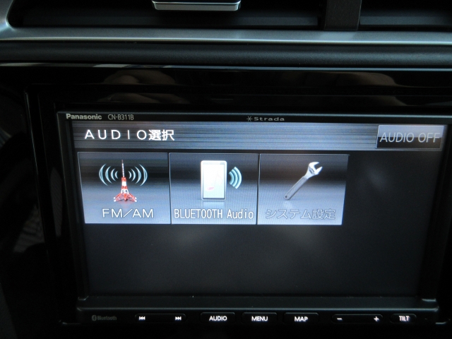 �����̍D���ȉ��y�𒮂��Ȃ���A�������h���C�u��