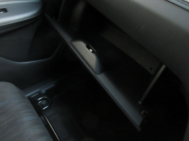 �Ԍ��ؓ��ꓙ���ވꎮ�����[�ł���O���[�u�{�b�N�X�ł��B