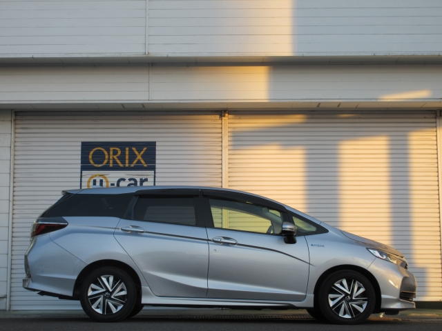 AIS����F���X�ł̓g���^�E�z���_�E�j�b�T���E�}�c�_�E�X�o�����[�J�[�n�̒��ÎԎ��Ɖ�Ђƕ��В�g��Ђ�6�Ђœ��ꂳ�ꂽ�u�]����v�u������v�ɑ���A�����Ɍ����]�������M���̂����鍸��