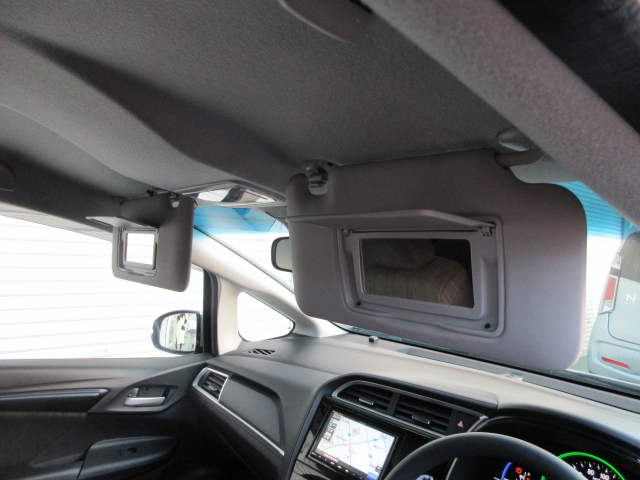 �ȈՓI�Ȑg�����Ȃ݃`�F�b�N���o����o�j�e�B�~���[�t���ł���