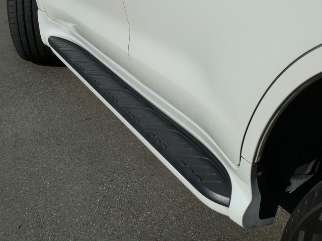 �g���^�����G�A���T�C�h�X�e�b�v�������ρ�