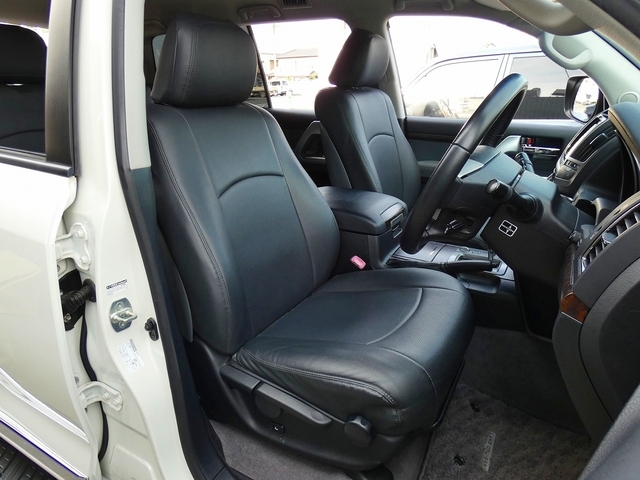 �u���b�N���U�[�̃V�[�g�J�o�[���S�ȑ����ρ�