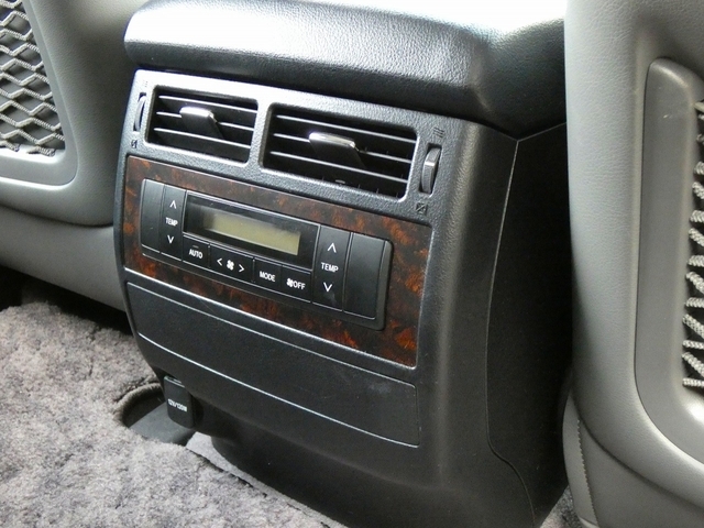 �����G�A�R�����I�[�g�ȂǏ[�����Ă܂���