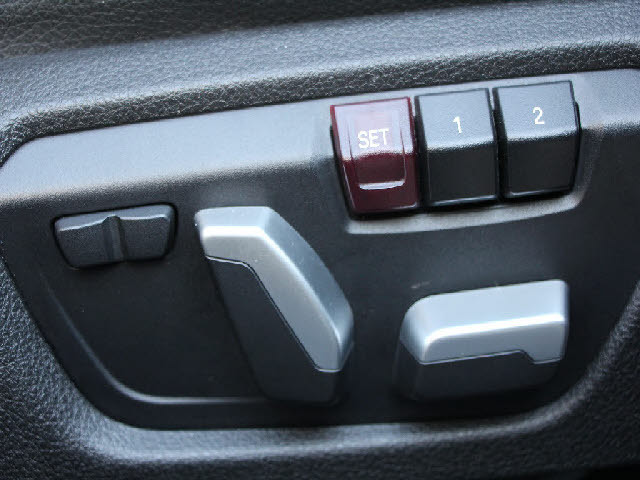 �S�ԓX���ɂēW�����I���z��������Ό��Ԋm�F���\�ł��B���C�y�ɂ��z�����������܂��B���X�^�b�t���ׂ��������������Ē����܂��̂ŗA���Ԃɂ��s����������ł����S�ł��B