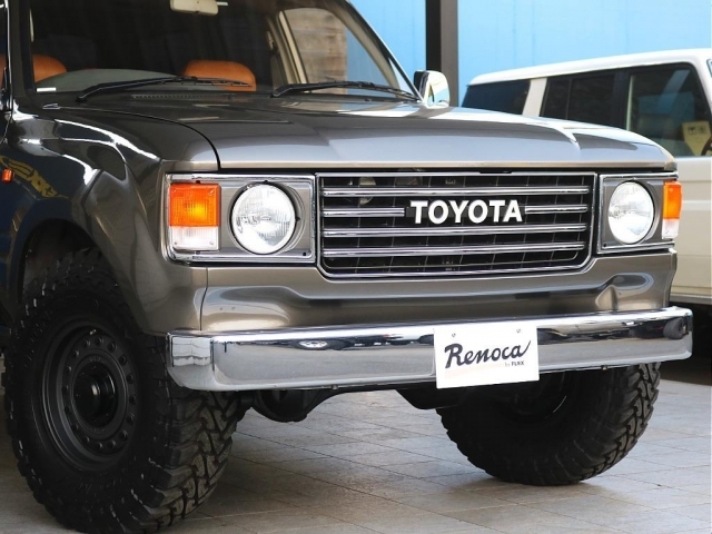 �uTOYOTA�v�����̃t�����g�O�����Ɗۖڂ̃w�b�h���C�g�I�I�V�������ɂ܂��ł���