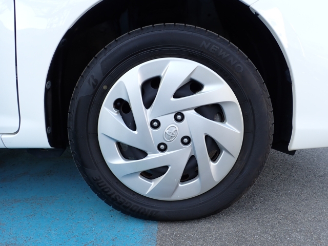 �ԑ̂̕��͋C�ƍ����Ă��鏃���z�C�[���L���b�v�d�l�ł��B