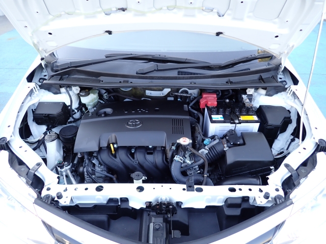 �G���W�����[�������ꂢ�ł���B�@�֋@�\�n���ǍD�ł��B�[�ԑO�ɓ_���������s���܂��B�G���W���I�C���E�I�C���t�B���^�[�E�G�A�R���t�B���^�[�E���C�p�[�S���͕K�������v���܂��B