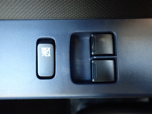 �O�Ȃ̑��̊J�͓d���ɂȂ�܂��̂ŁA�֗��ł���ˁB