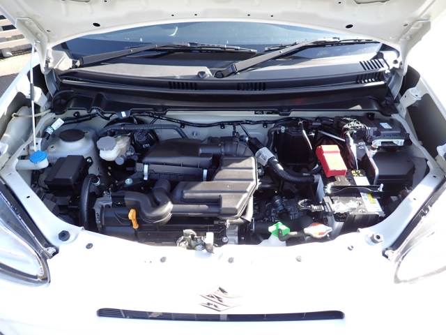 �G���W�����[�����N���[�j���O�ς݂ł��B�[�ԑO�ɓ_���������s���܂��B