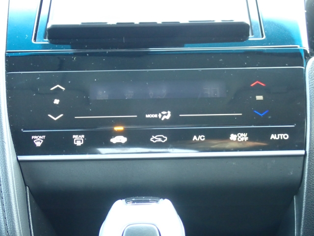 �I�[�g�G�A�R�������B���x�ݒ肪�o���āA�������K�ł���B