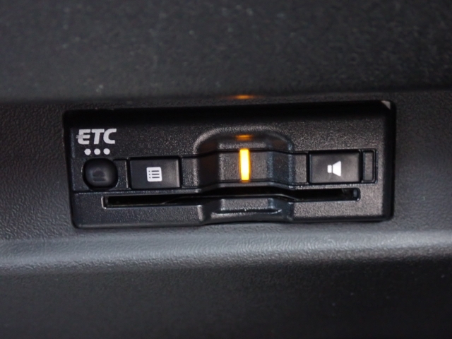 ETC���������Ă��܂��B�m���X�g�b�v�ŗ�������ʉ߂ł��܂��B���ꂵ�������ł���ˁB