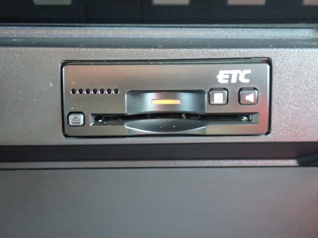 ETC���������Ă��܂��B�m���X�g�b�v�ŗ�������ʉ߂ł��܂��B���ꂵ�������ł���ˁB