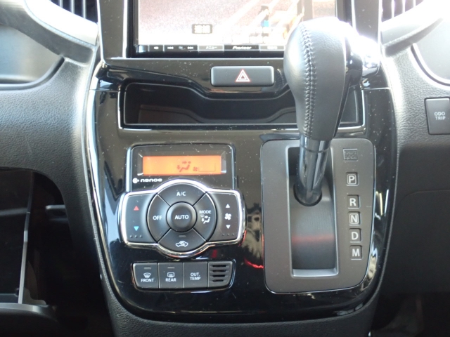 �V�t�g�ƃG�A�R���ł��B�I�[�g�G�A�R�������B���x�ݒ肪�o���āA�������K�ł���B