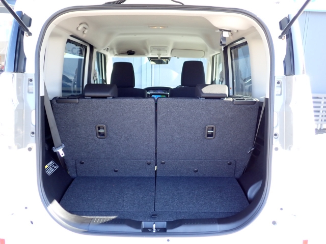 �ʏ펞�̃��P�b�W�X�y�[�X�ł��I�傫�ȊJ���ŉו��̏悹�~�낵���y�ɍs���܂��B