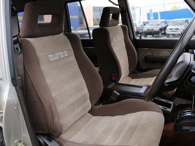 �V�[�g��ԗǍD�ł��I