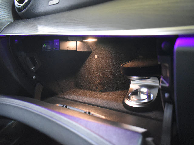 ���X�Ȃ�ł͂̔[�ԑO���������{�I��p�e�X�^�[�������I���o��ɂ��܂��Ă͂��C�y�ɂ��⍇���������B�[�Ԍ�̎Ԍ��E�_���E���E�h���X�A�b�v�Ȃǂ����Ђ��q�l���ʉ��i�ɂĂ��ē������Ē����܂��B������Ԋ����I