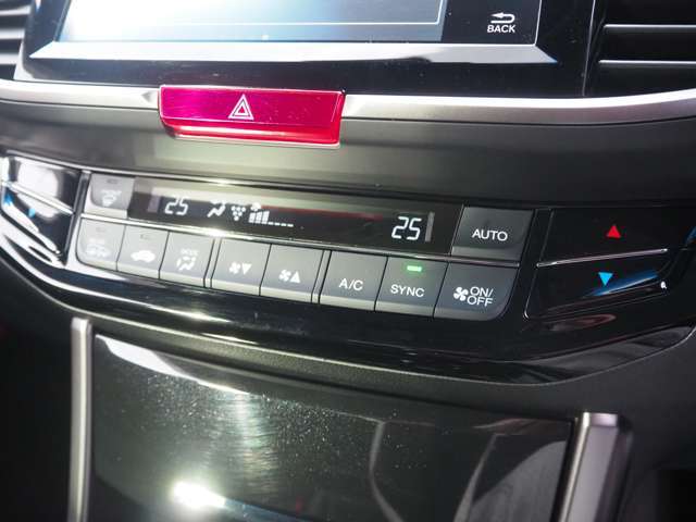 �����E�Ɨ��G�A�R���I�����ɍ��킹�ĉ��x