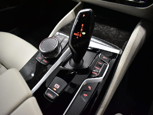 ���Ђł͑S�ԏ[���̖����A�t�^�[�T�[�r�X�t�ł��I�S�Ԗ����Q�N�ۏ؁��N�R��R�N�ԃG���W���I�C�������������|���}�[�����e�i���X�{�H���֓����O�����[�Ԕ�p�����T�[�r�X���B�ڂ����̓z�[���y�[�W���������������B