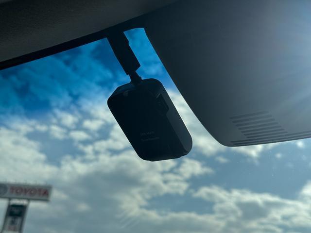 �ԗ��̏ڍׂ��Ԃɕt���܂��Ă̓X�^�b�t�܂ł��C�y�ɂ��₢���킹���������B