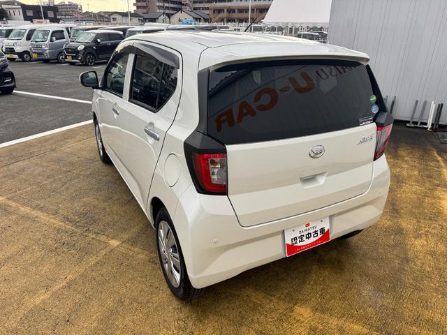 �����h�A�E�����N�H�[�^�[�E�o�b�N�h�A�E�B���h�E�ɃX���[�N�h�K���X���̗p