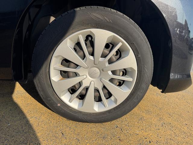 �ԗ��̏ڍׂ��Ԃɕt���܂��Ă̓X�^�b�t�܂ł��C�y�ɂ��₢���킹���������B