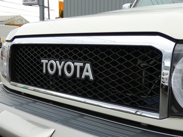 �l�C��TOYOTA���S�O������