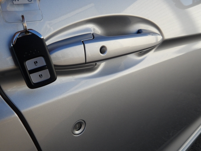 �I���b�N�X�t�|����������X�ւ̂��₢���킹�́A�s�d�k�F�O�Q�V�|�R�W�W�|�W�R�R�U�܂ł��C�y�ɂǂ����I�i�c�Ǝ��ԁF10���`�P�X���@���j��x�j