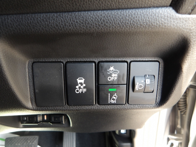 �I���b�N�X�t�|����������X�ւ̂��₢���킹�́A�s�d�k�F�O�Q�V�|�R�W�W�|�W�R�R�U�܂ł��C�y�ɂǂ����I�i�c�Ǝ��ԁF10���`�P�X���@���j��x�j