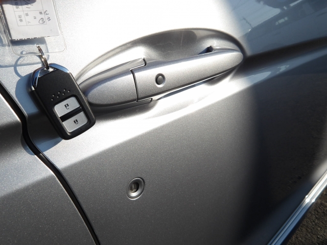 �I���b�N�X�t�|����������X�ւ̂��₢���킹�́A�s�d�k�F�O�Q�V�|�R�W�W�|�W�R�R�U�܂ł��C�y�ɂǂ����I�i�c�Ǝ��ԁF10���`�P�X���@���j��x�j