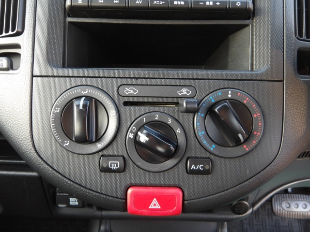 �I���b�N�X�t�|����������X�ւ̂��₢���킹�́A�s�d�k�F�O�Q�V�|�R�W�W�|�W�R�R�U�܂ł��C�y�ɂǂ����I�i�c�Ǝ��ԁF10���`�P�X���@���j��x�j