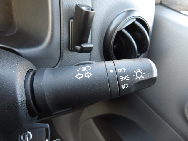 �I���b�N�X�t�|����������X�ւ̂��₢���킹�́A�s�d�k�F�O�Q�V�|�R�W�W�|�W�R�R�U�܂ł��C�y�ɂǂ����I�i�c�Ǝ��ԁF10���`�P�X���@���j��x�j