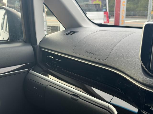 �ԗ��̏ڍׂ��Ԃɕt���܂��Ă̓X�^�b�t�܂ł��C�y�ɂ��₢���킹���������B