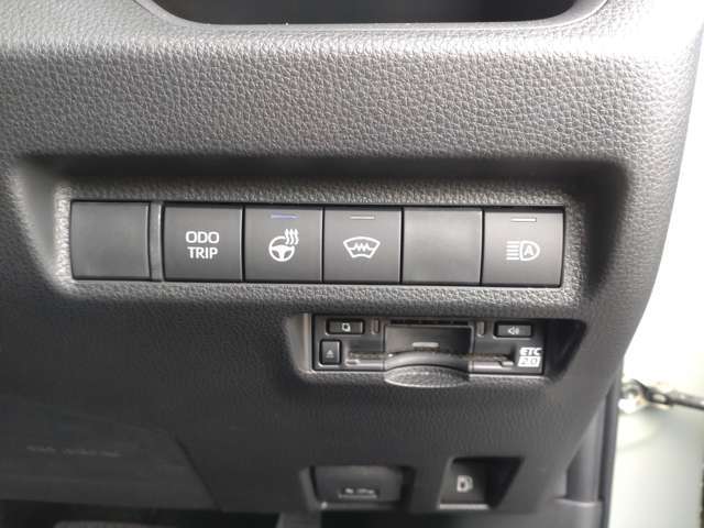 �S���̃I�[�N�V������ꂩ�炱�����̂���