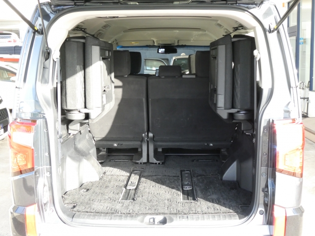 �V�[�g�𒵂ˏグ�鎖�Ń��Q�b�W�X�y�[�X������ɍL���Ȃ�܂�