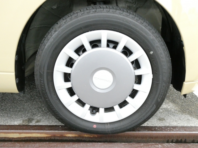 �����z�C���L���b�v