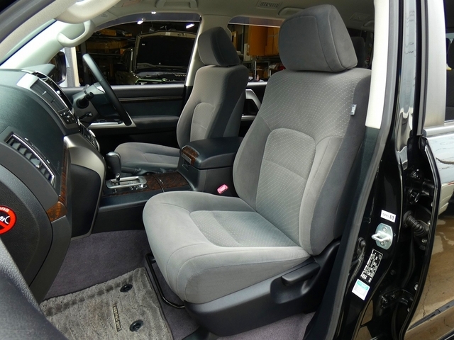 �Y��ȏ�Ԃ̃t�����g�V�[�g�ł���