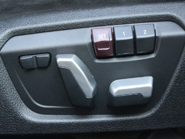 �f�ڈȊO�̉摜�����X�g�o�ɂđ������J���ł��I�����X��������ł����S���čw�����Ă���������悤�ו��܂Ōf�ڂ��Ă���܂��B���X�Ȃ�ł̗͂ǎ��Ȓ��ÎԂ݂̂�̔����Ă���܂��B