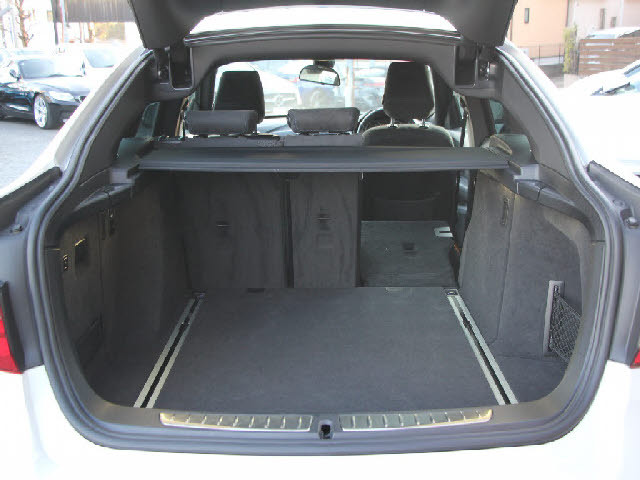 ���X�Ȃ�ł͂̔[�ԑO���������{�I��p�e�X�^�[�������I���o��ɂ��܂��Ă͂��C�y�ɂ��⍇���������B�[�Ԍ�̎Ԍ��E�_���E���E�h���X�A�b�v�Ȃǂ����Ђ��q�l���ʉ��i�ɂĂ��ē������Ē����܂��B������Ԋ����I